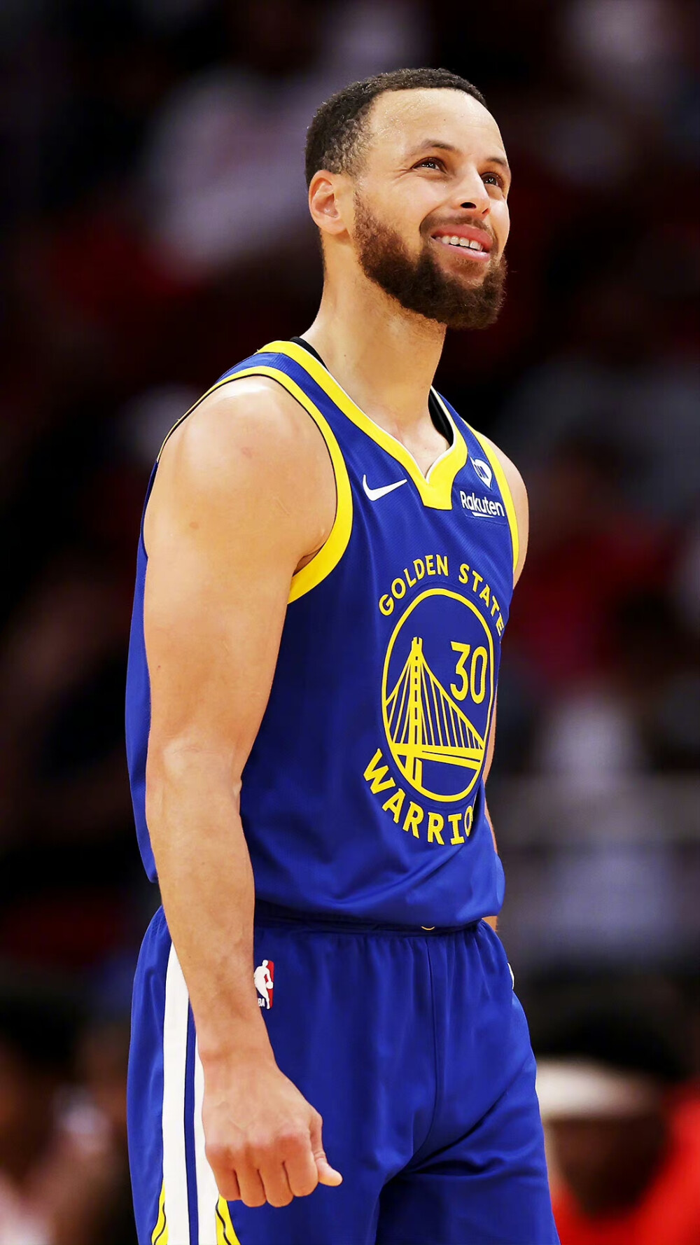 他在短短两 他在短短两