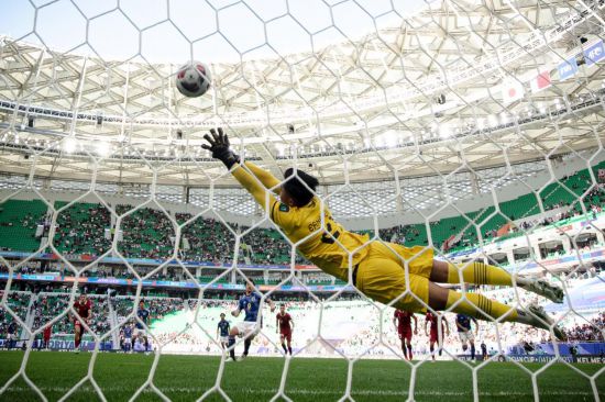 与此同时 与此同时