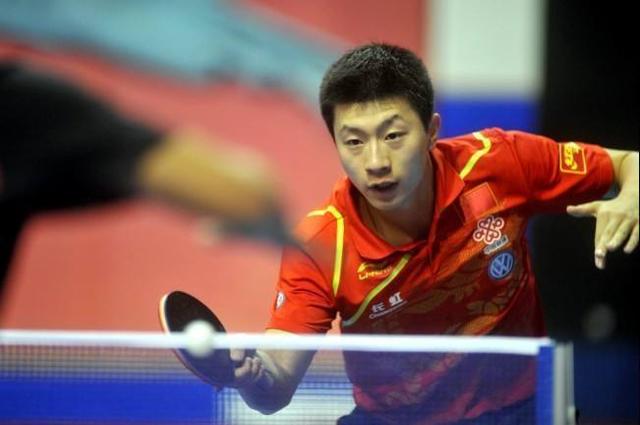 我将右中卫 我将右中卫